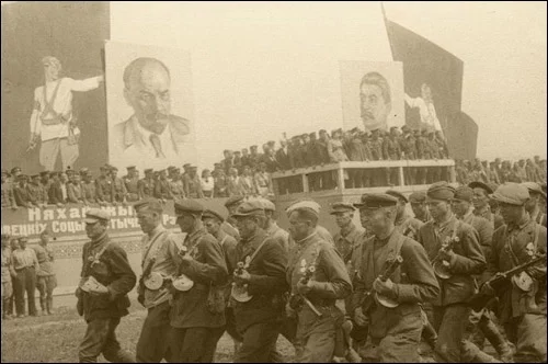  Partyzanski parad u Miensku, 16 lipienia 1944 h. naviny.by