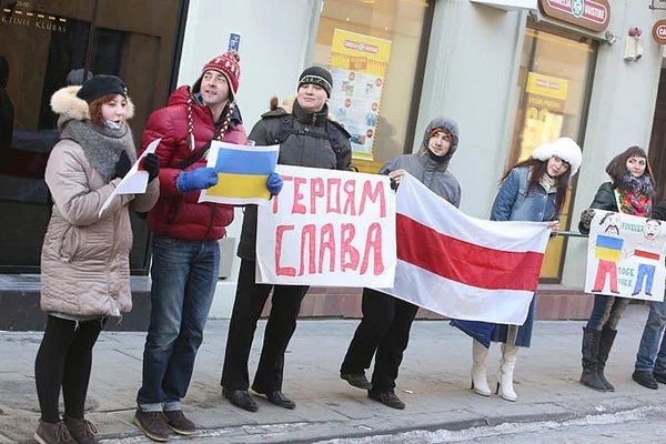 Выйшлі на акцыю і беларусы