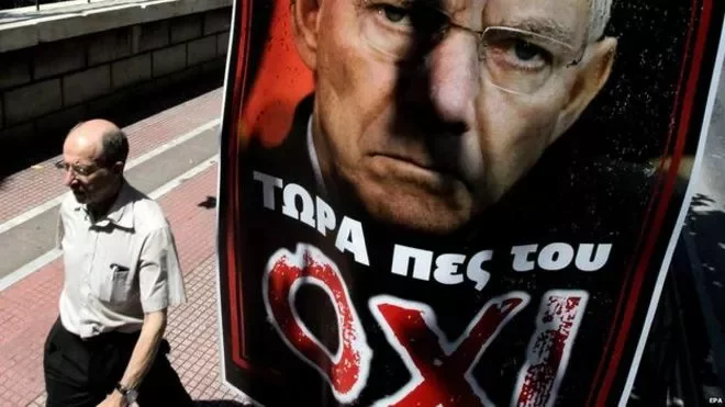 Он (на фото министр финансов Германии Вольфганг Шойбле) пять лет пил вашу кровь, скажите ему «нет», призывает этот плакат.