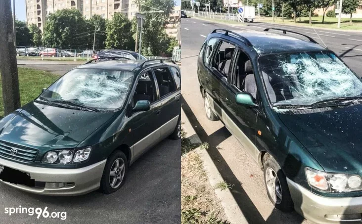 Пасля нападу сілавікоў аўтамабіль Мікалая Бондара цяпер выглядае так. Фота: spring96.org