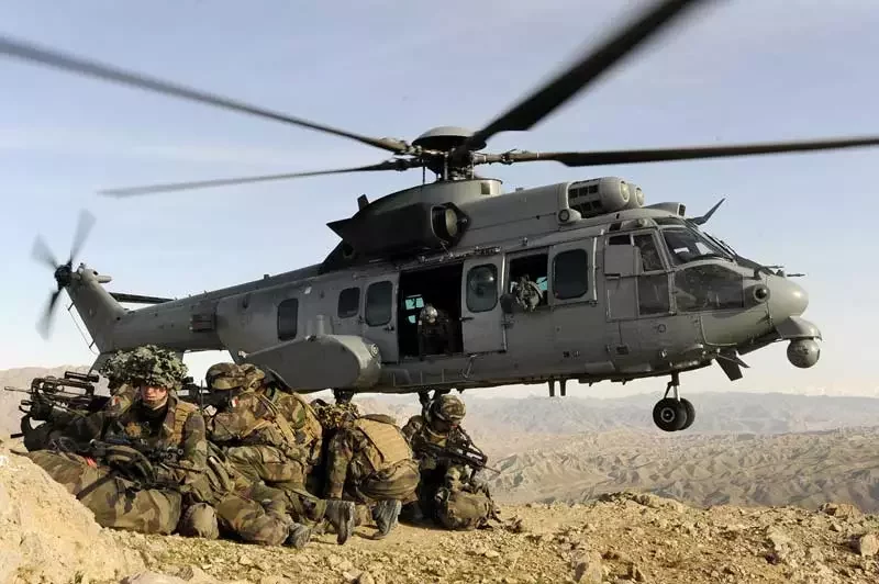 EC-725 французскай арміі ў Афганістане.
