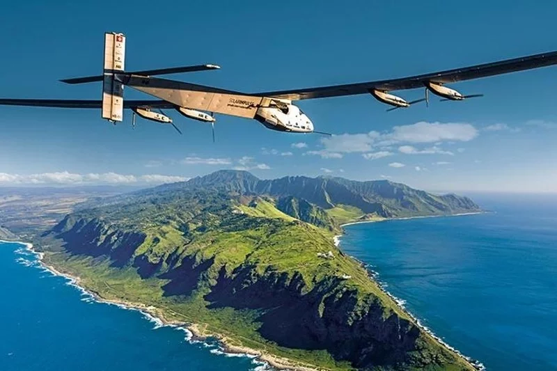 Тут і ніжэй фота: Solar Impulse