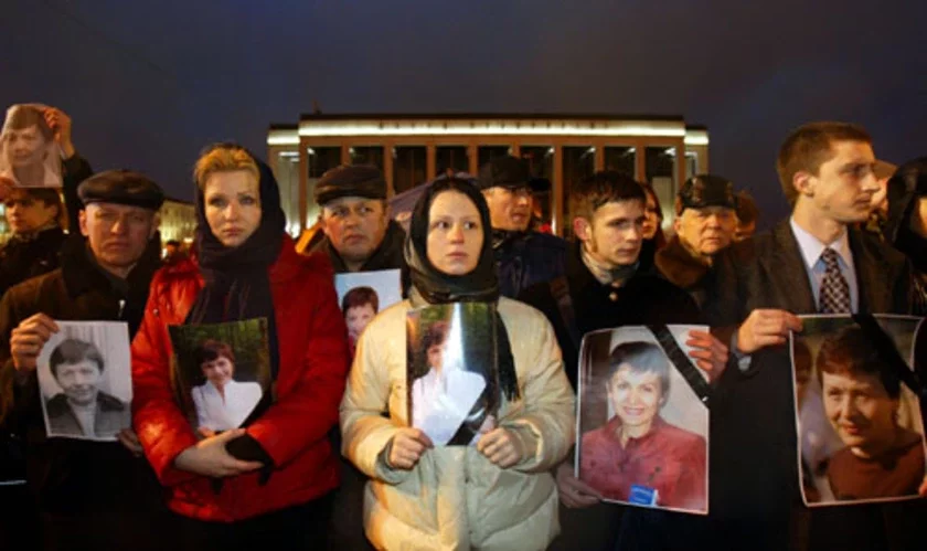 Photo by Julia Darashkevich