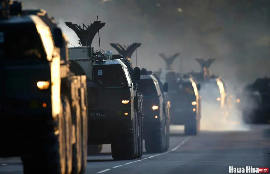 Репетиция военного парада в Минске. Фото Сергея Зинина.