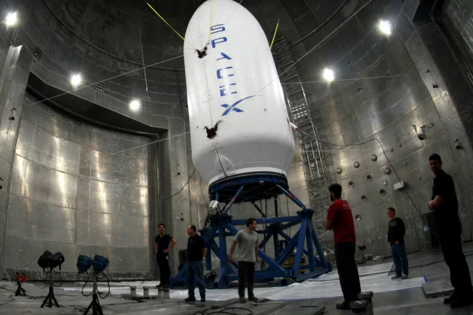 Падрыхтоўка да запуску Dragon. Фота: SpaceX