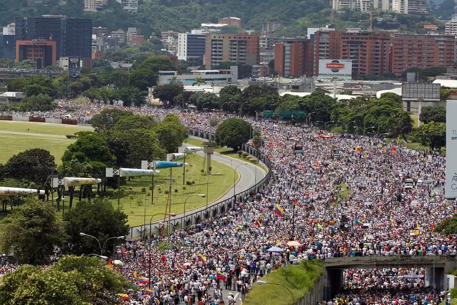Акцыя пратэсту супраць Мадуры ў Каракасе, Reuters.com