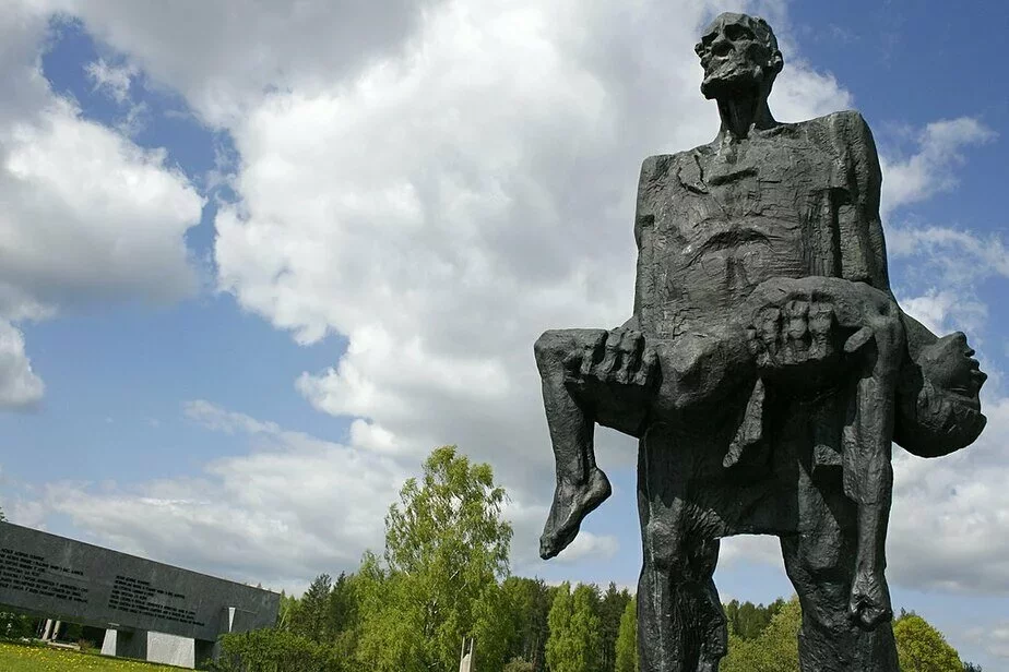 Мемориал в Хатыни. Фото: Wikimedia Commons