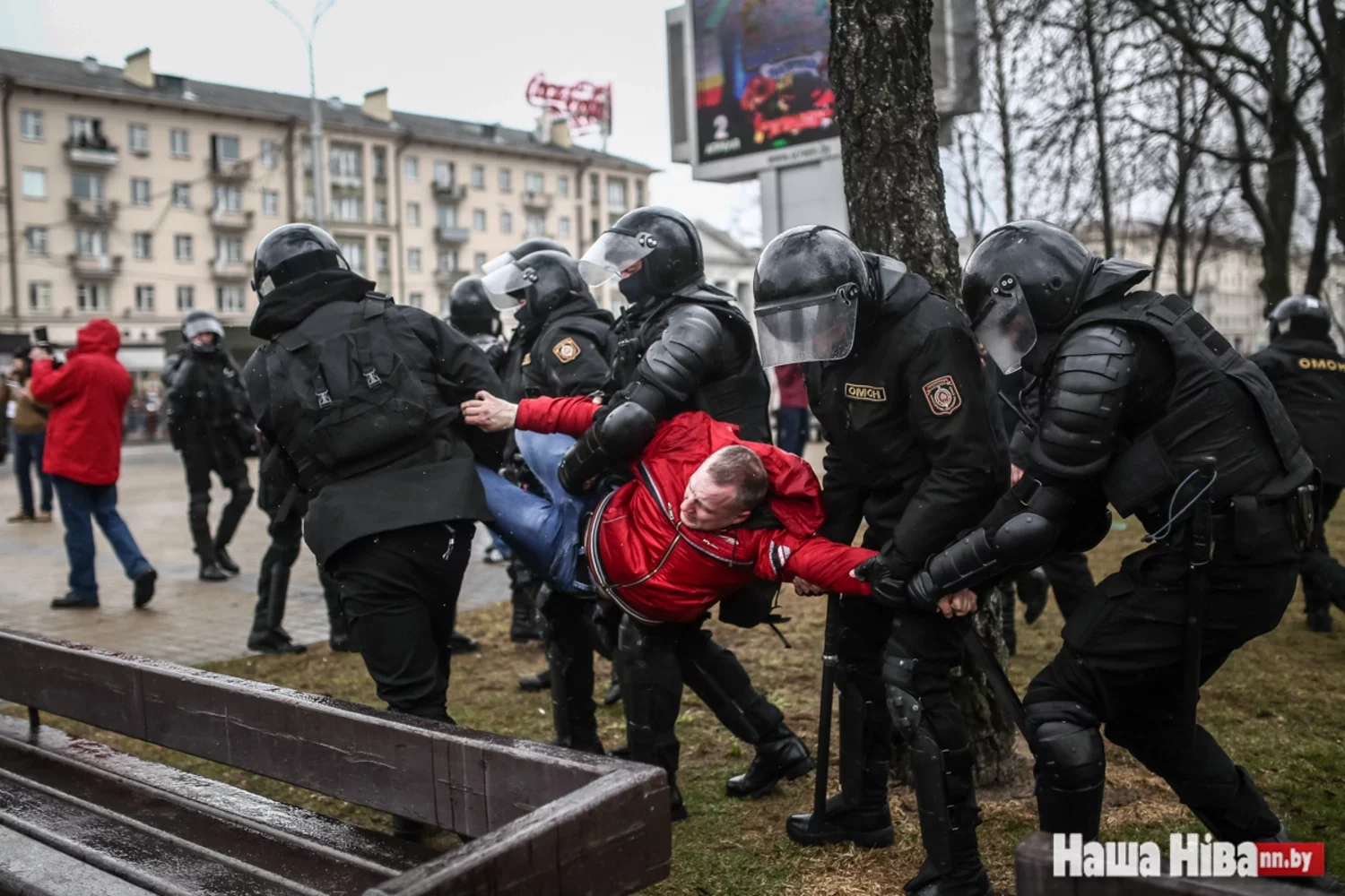 День воли. Разгон демонстрантов в Минске. Разгон митингов в Беларуси. Белорусский ОМОН протесты.