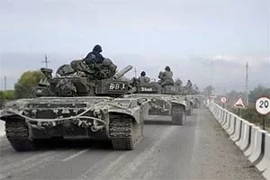 Rasiejskija tanki pierajšli miažu Hruzii