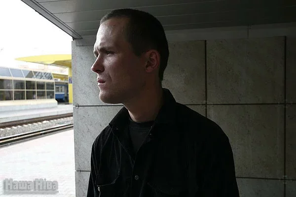 Год таму, 13 жніўня 2011 г., Васіль Парфянкоў, вызваліўшыся з калоніі, сустракаў на мінскім вакзале іншых палітвязняў.