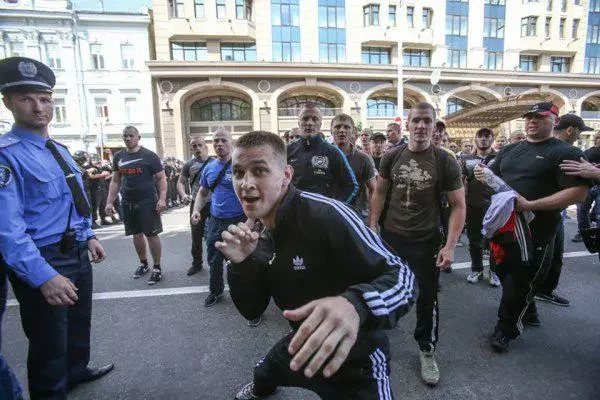 Вадзім Цітушко зняславіўся на ўвесь свет, пабіўшы журналістаў пры поўным патуранні супрацоўнікаў кіеўскай міліцыі.