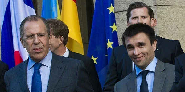 ministry zamiežnych spraŭ Rasii i Ukrainy Siarhiej Łaŭroŭ i Pavieł Klimkin, fota Reuters.com