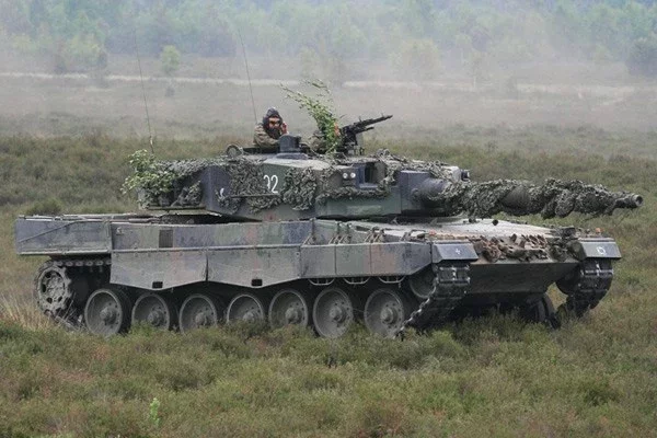 Polski tank Leopard 2.