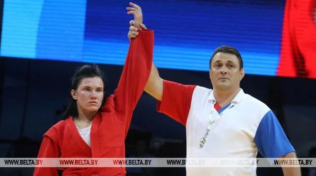 Самбистка Анжелика Жилинская победила в категории 72 кг
