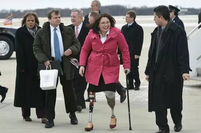 Тэмми Дакуорт лишилась ног, когда ее вертолет был сбит в Ираке, Getty Images