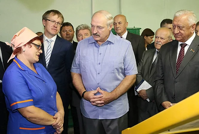 фото с посещения Барановичей в четверг, president.gov.by