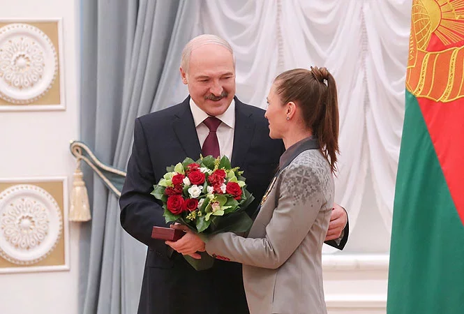 Łukašenka i Darja Domračava, president.gov.by