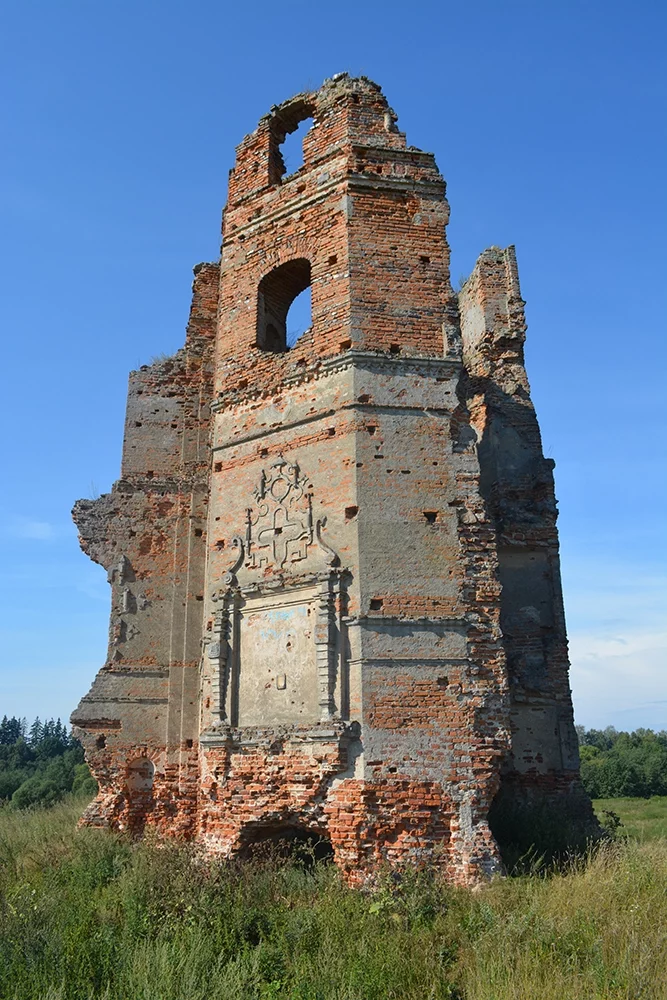 Ruiny Biełaha Koviela ŭ Smalanach