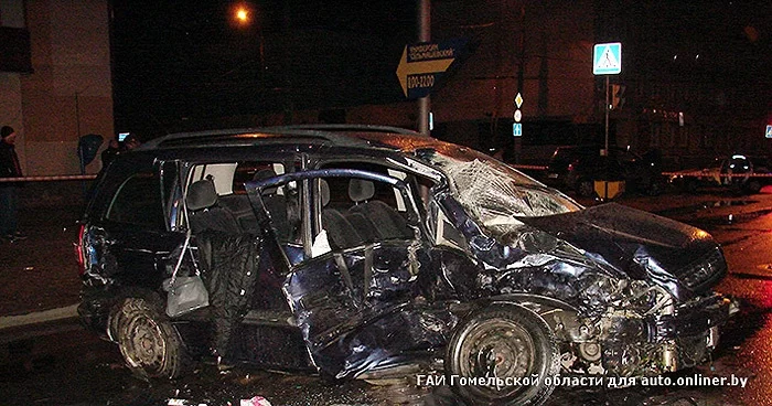 У аварыі ў Гомелі адзін чалавек загінуў, двое атрымалі траўмы.