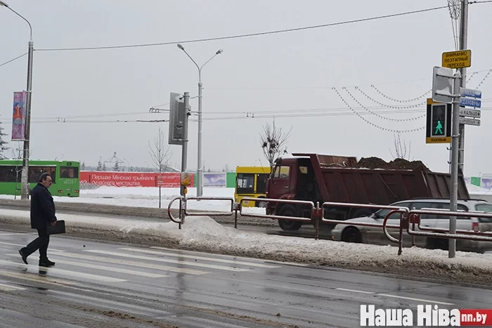 Новы папаэтапны рэгуляваны пераход насупраць «БелЭкспа».