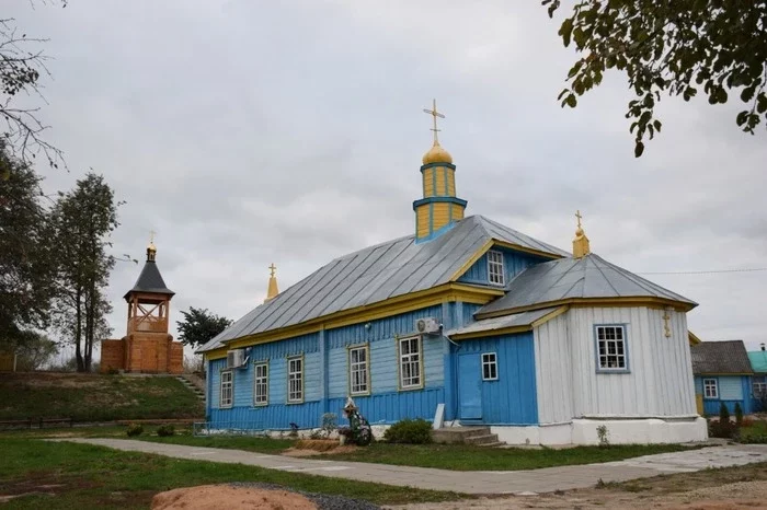 Николаевская церковь в Кричеве построена на Замковой горе. Фото mogeparhia.by.