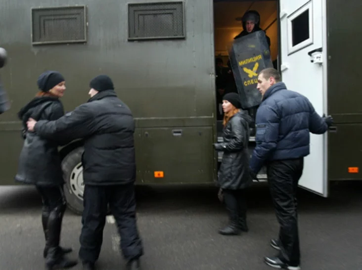 Photo by Julia Darashkevich