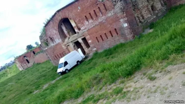 Aŭtobus rabaŭnikoŭ (fota ad valanteraŭ)