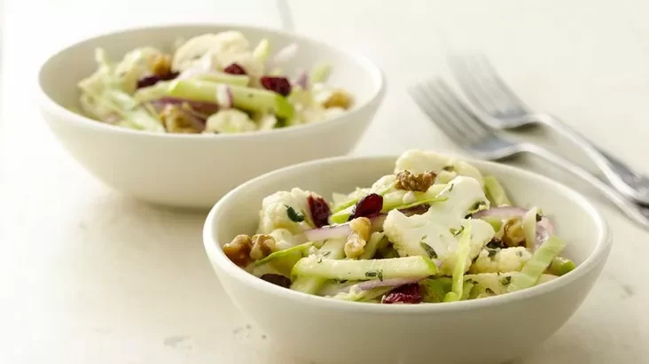 Cauliflower apple salad