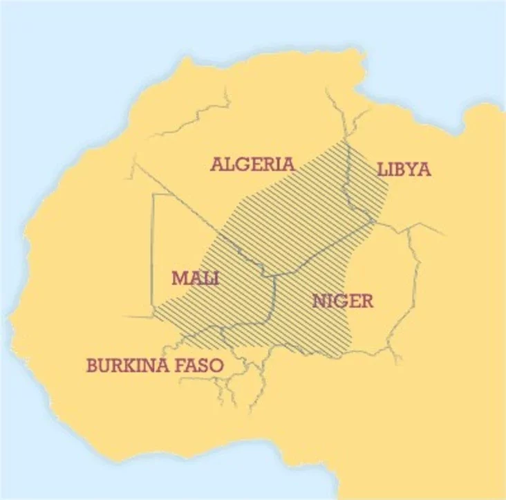 Traditional settlement of the Tuareg in the Sahara Традиционное поселение туарегов в Сахаре Традыцыйнае рассяленне туарэгаў у Сахары 