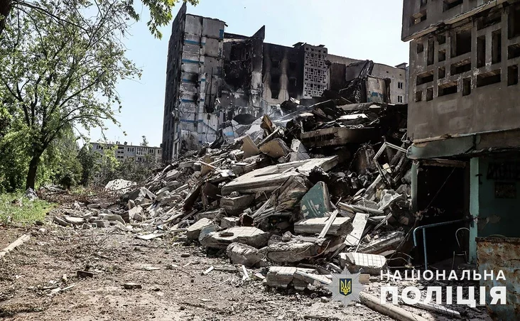 Destroyed buildings in Vuhledar Разбураныя будынкі ў Вуглядары Разрушенные здания в Угледаре