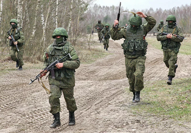 Расейскія дэсантнікі ў найноўшым абмундзіраванні «Ратнік».