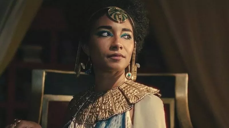Актриса Адель Джеймс в роли Клеопатры. Фото: Netflix