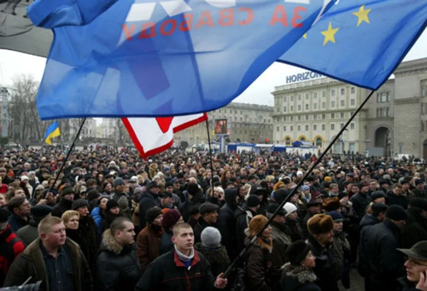 Photo by Julia Darashkevich