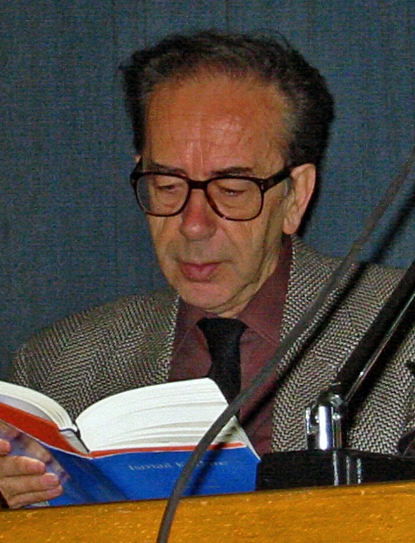 Ismail Kadare Izmail Kadare Ismaił Kadarie