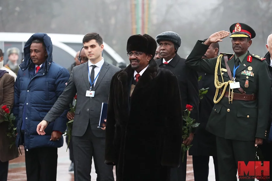 В декабре 2018 года аль-Башир прилетал в Минск, фото minsknews.by