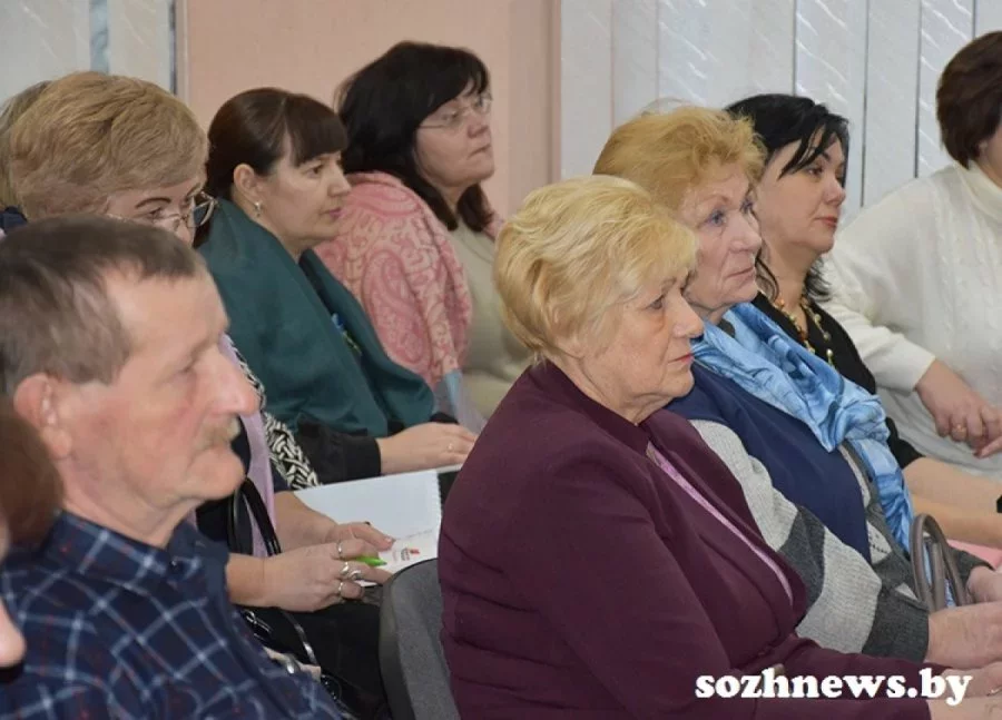 Наблюдатели в Гомельском районе на собрании в феврале 2024 года. Фото: газета «Маяк»
