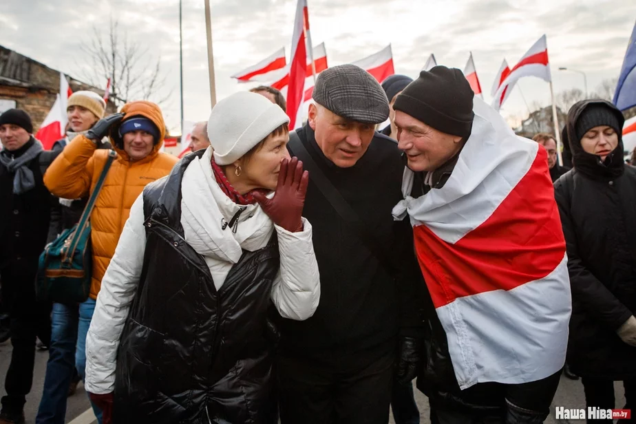 Maryna Adamovič, Mikałaj Statkievič i Uładzimir Niaklajeŭ. Fota Nadziei Bužan