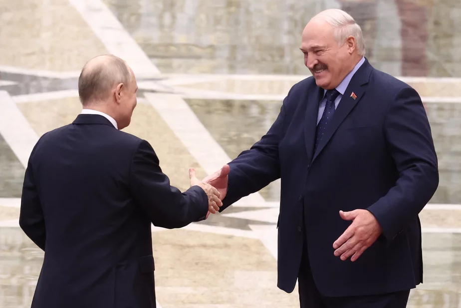 Аляксандр Лукашэнка з Уладзімірам Пуціным 23 лістапада 2023 года. Фота: Valery Sharifulin Sputnik Kremlin Pool Photo via AP
