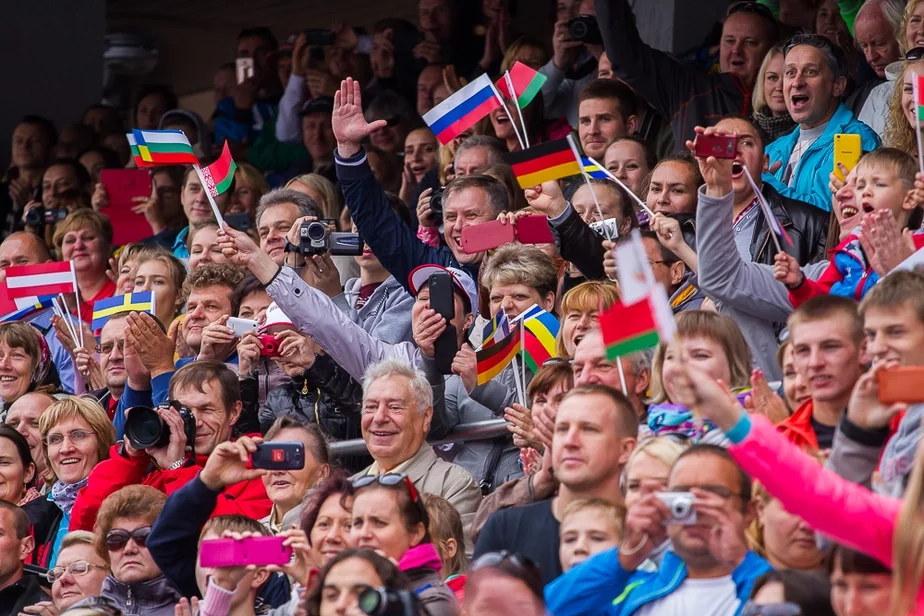 За соревнованиями в Раубичах наблюдали более 10.000 зрителей. Фота БелаПАН