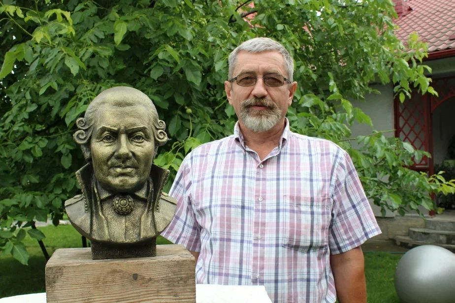Леанід Богдан, які стаў ахвярай уласнага ўнука, быў вядомым скульптарам.