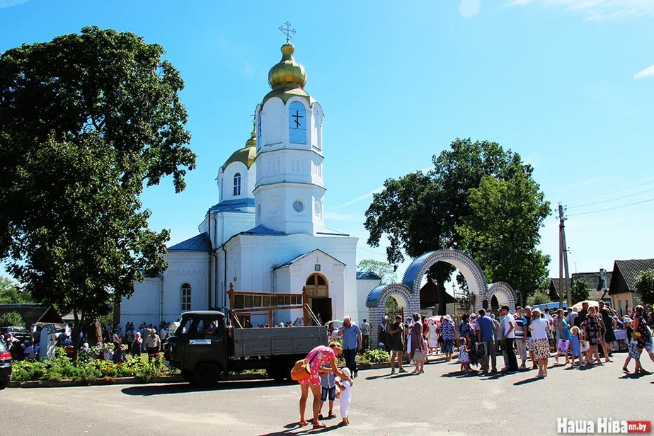 Главный православный храм Дисны — Свято-Воскресенская церковь.