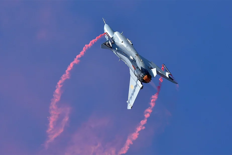 Знішчальнік чацвёртага пакалення J-10B