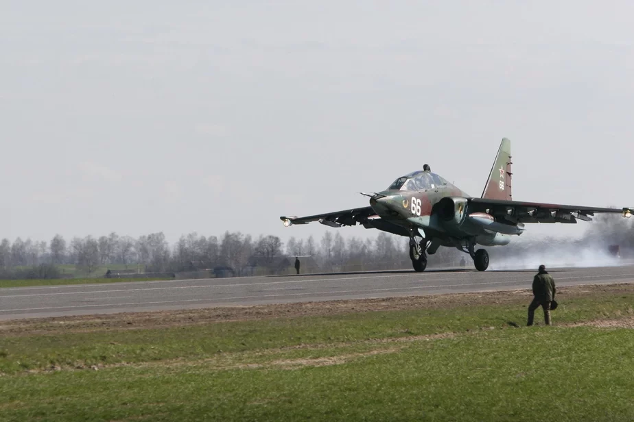 Su-25, fota mil.by