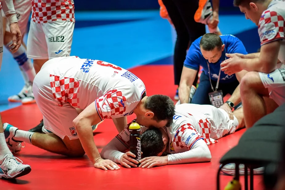 Хорваты победили Норвегию в меганапряженном матче, во втором овертайме. Фото men2020.ehf-euro.com.