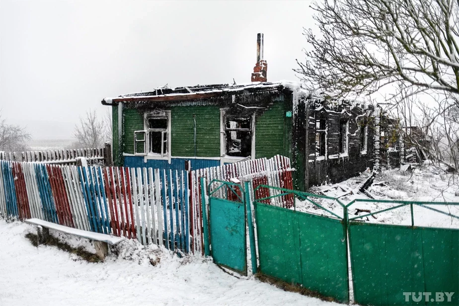 Dom zabitaha Šuhaleja. Fota Dźmitryja Bruško, Tut.by