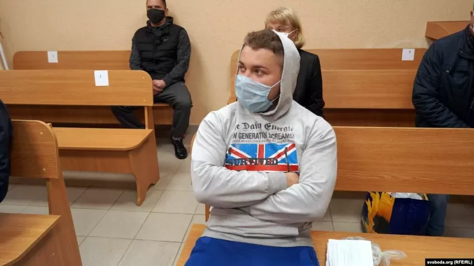 Артем Саков на суде в Могилеве, май 2020 года.