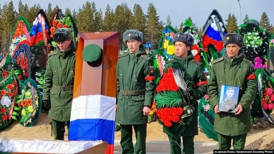 Во время похорон одного из погибших российских военных
