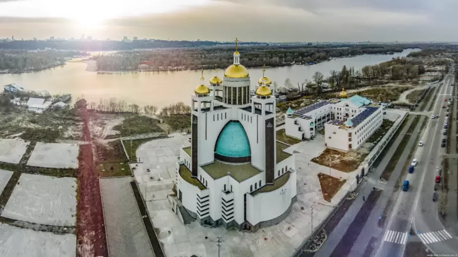 Patryjaršy sabor Uvaskrasieńnia Chrysta ŭ Kijevie — hałoŭny chram UHKC. Fota: ugcc.church