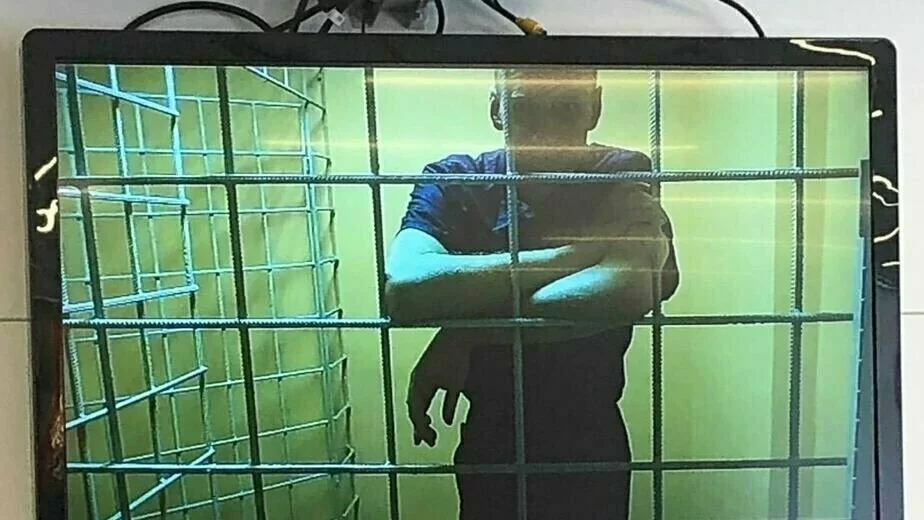 Алексей Навальный в тюрьме. Скриншот видео