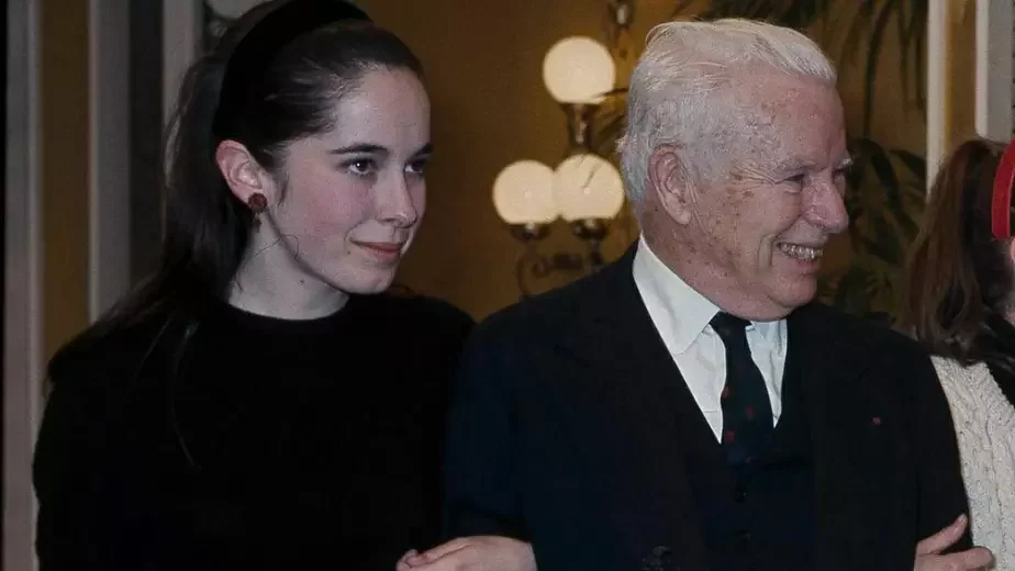 Молодая Джозефина Чаплин со своим отцом. Фото: AP